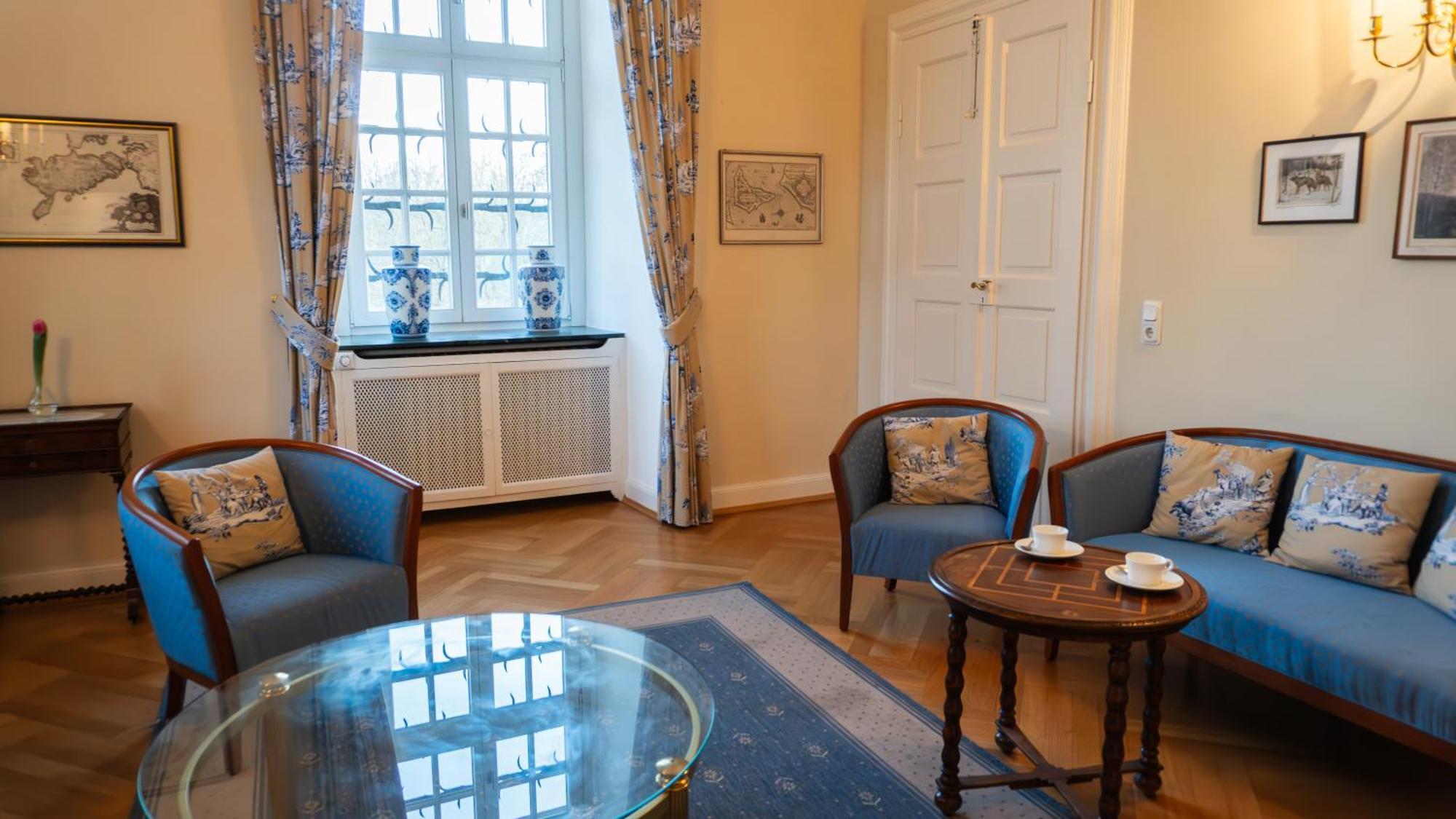 Hotel Schloss Hoehnscheid Bad Arolsen Dış mekan fotoğraf